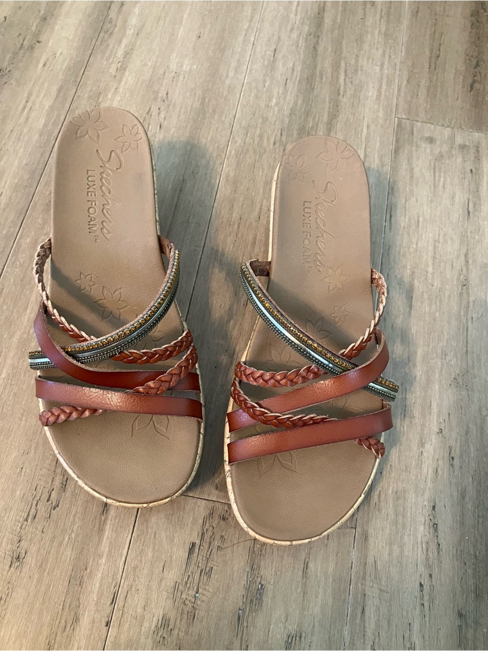 Skechers slide beaded strap detail women’s brown  sandals. Size 7 -9.25”  long